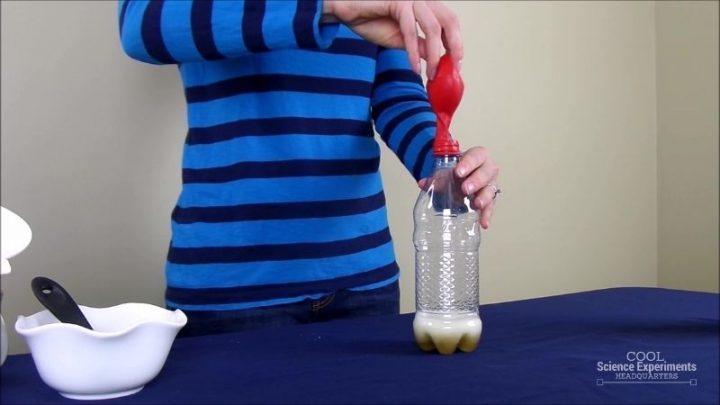 We tested the Air Up bottle kids consider a school must-have and