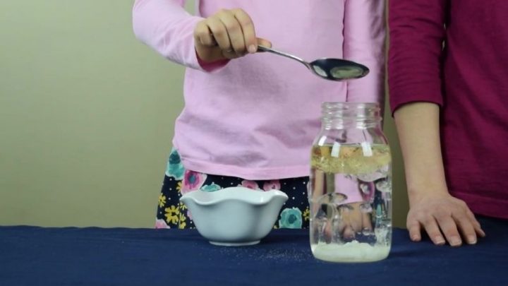 Oil Bubbles in Water Science Experiment